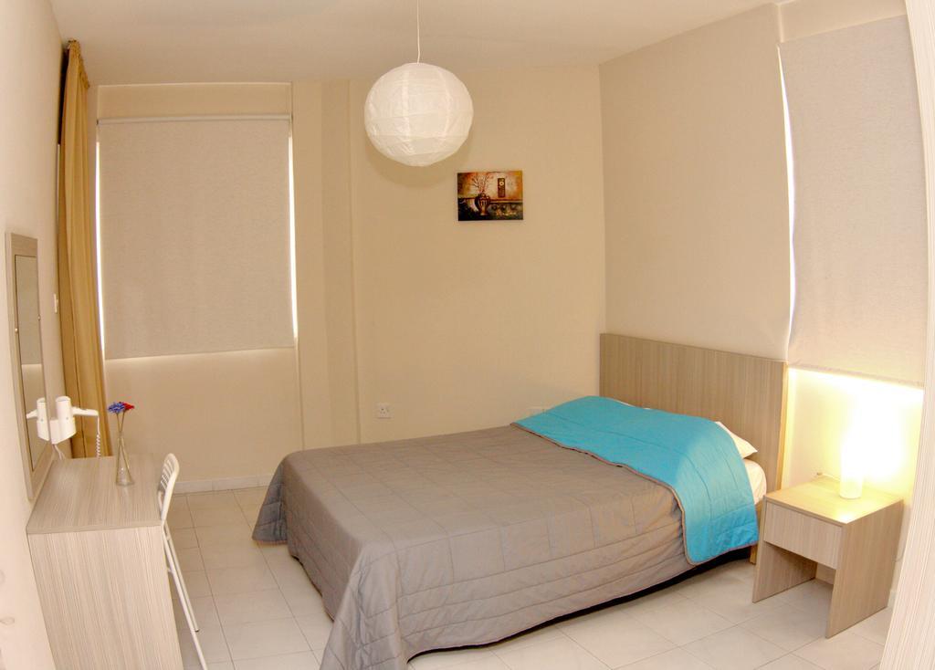 Staycentral Lárnaca Habitación foto